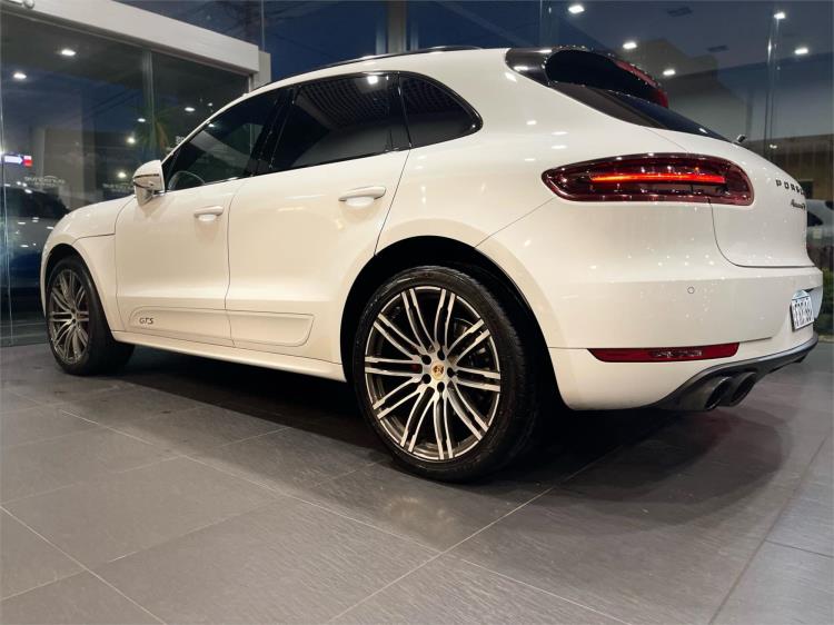 2017 Porsche Macan Wagon GTS 95B MY17